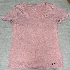 Dusty pink medium Nike dri-fit shirt